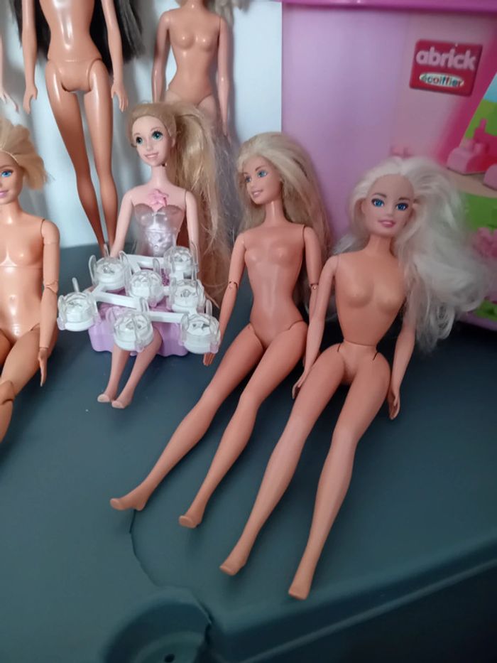 Lot de 23 poupées prix non négociable - photo numéro 5