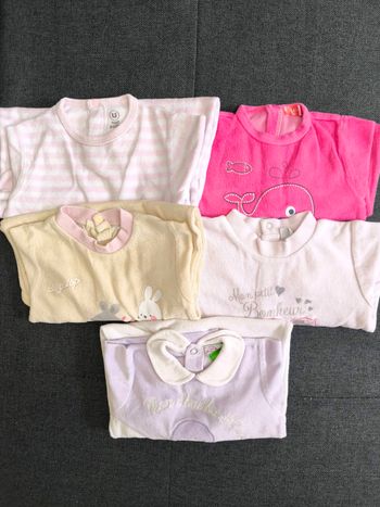 Lot pyjamas 6 mois 
