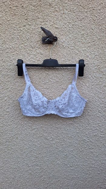 👙 Soutien-gorge Rougegorge Taille 100D