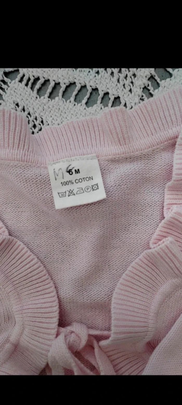 🩷Ensemble legging, pull, chaussettes et gilet 6 mois - photo numéro 3