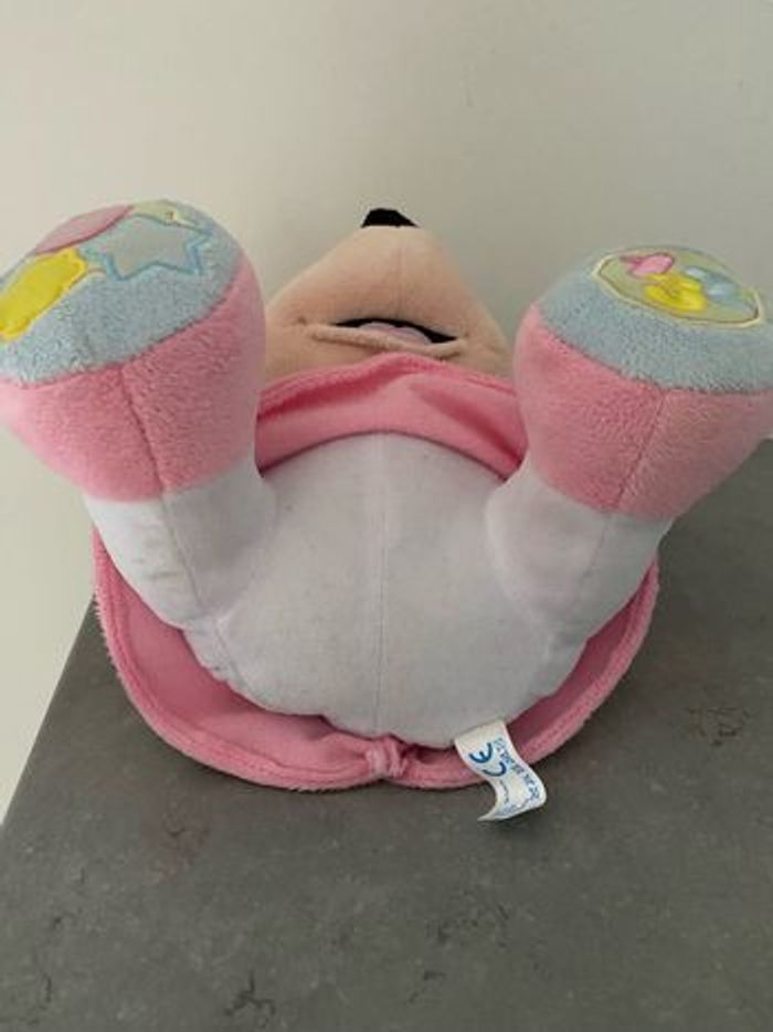 Peluche minnie musicale interactive - photo numéro 3