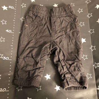 Pantalon 3 mois gris Kiabi très bon état