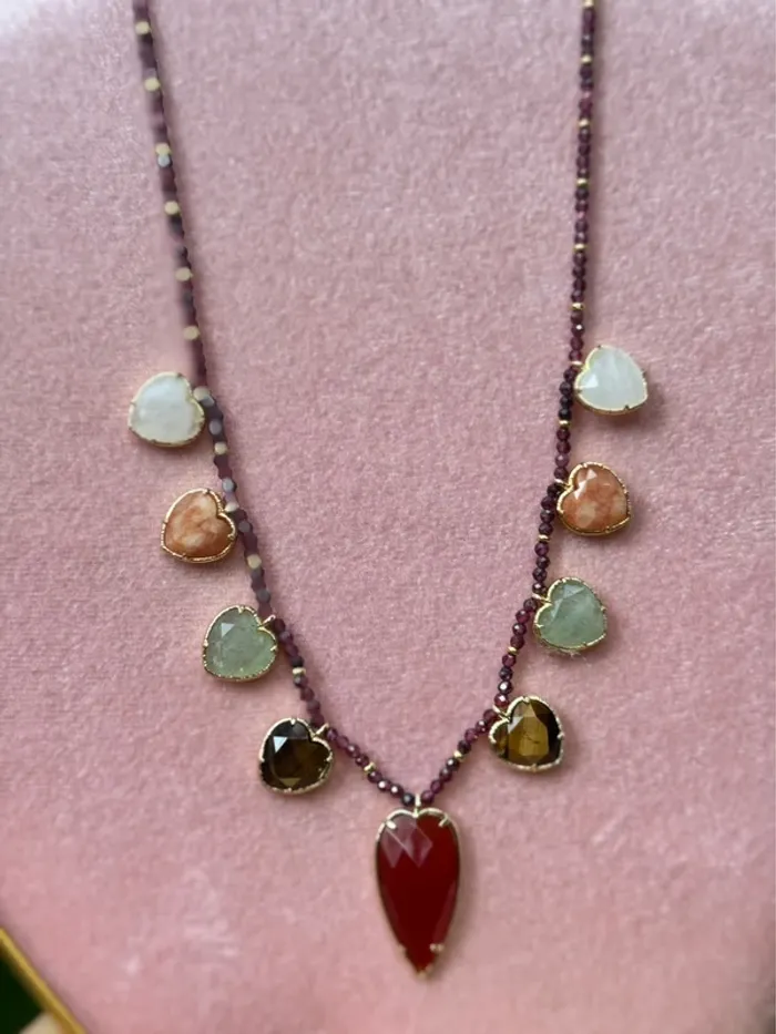 Sublime collier perles et pierres naturelles en forme de cœur habaha Paris