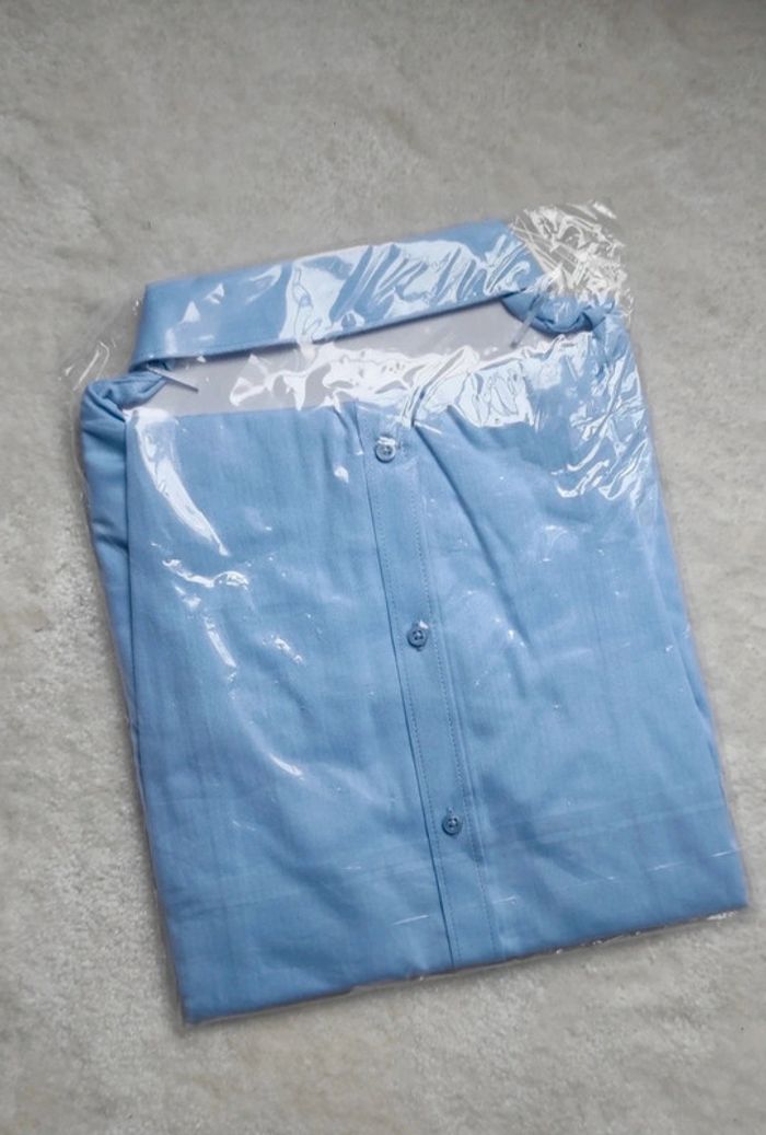 Chemise bleu clair uni manches longues M - photo numéro 2