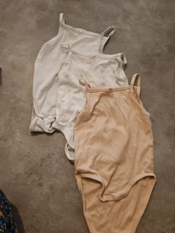 Lot de 3 bodies à bretelles 92cm H&M