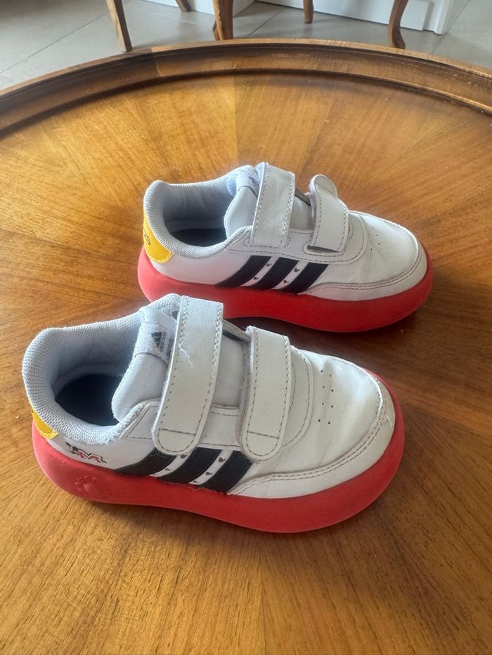 Baskets Adidas Mickey taille 25 - à scratchs - photo numéro 5