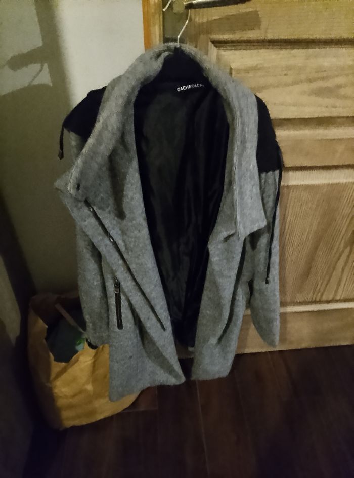 Vêtements femme - photo numéro 2