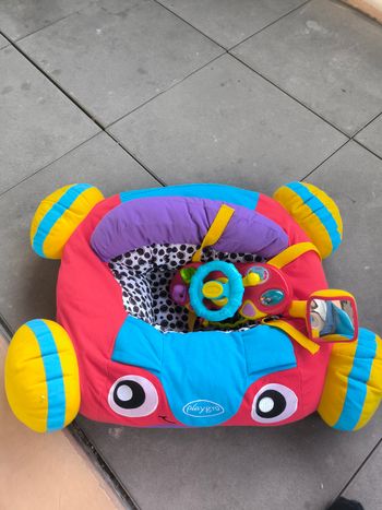 Voiture éveil playgro