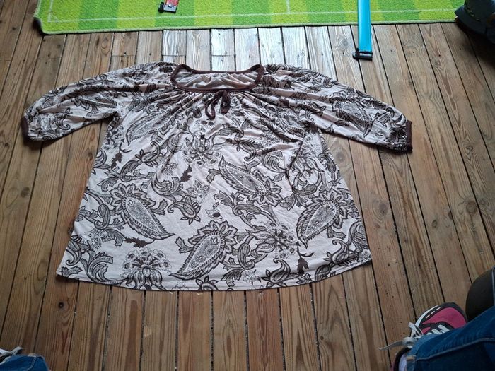 Haut sans etiquette mais taille xxl/xxxl