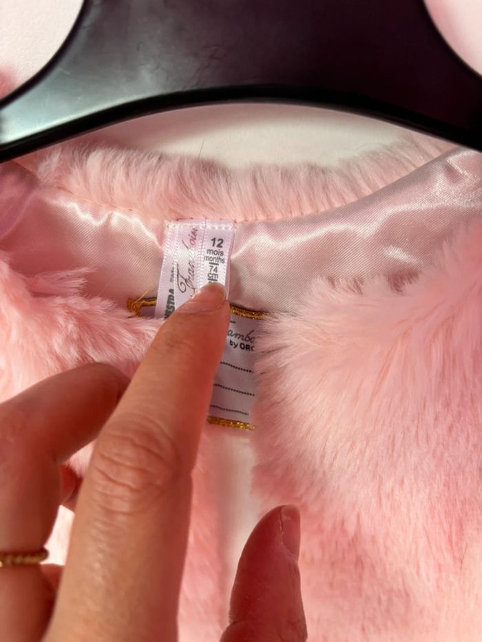 Gilet sans manche fourrure orchestra taille 12 mois - photo numéro 2