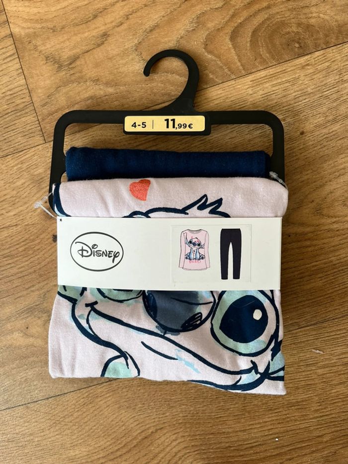 Ensemble stitch neuf