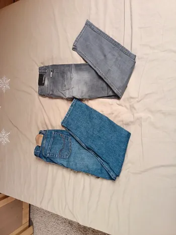 Lot jeans garçon taille 13 ans marque Garcia et Jack & Jones