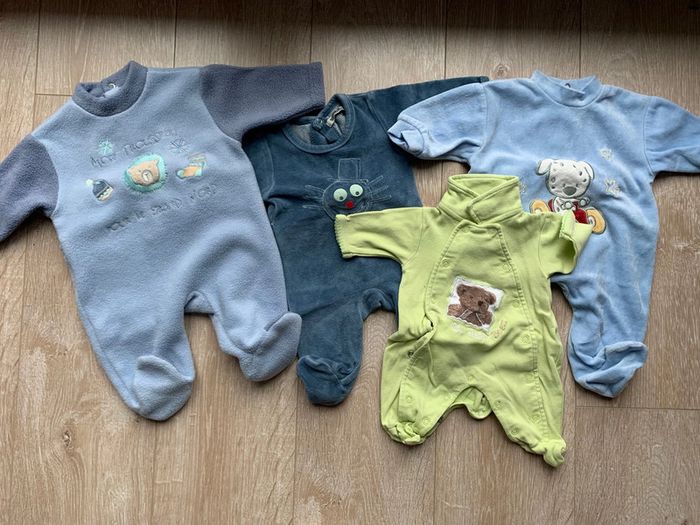 Pyjamas de naissance