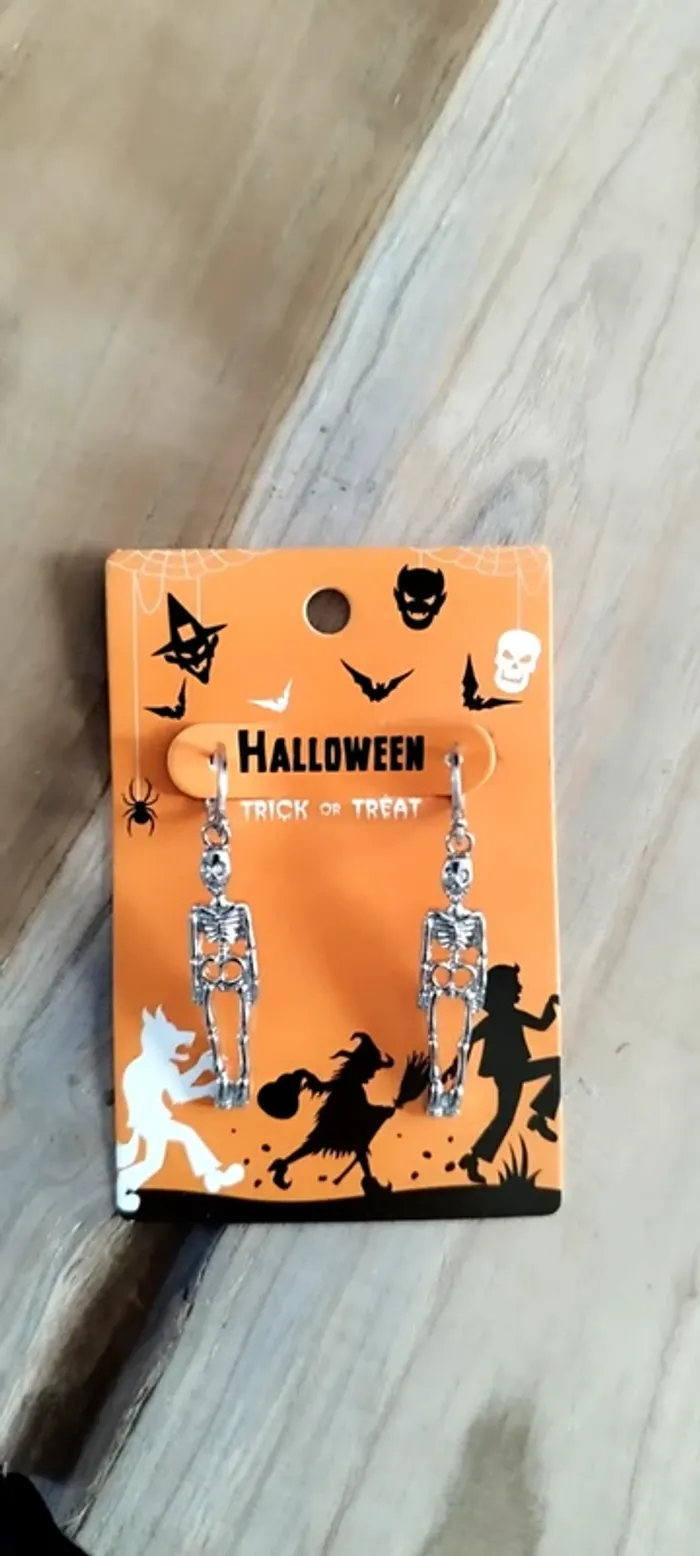 Boucles d'oreilles squelette - photo numéro 2