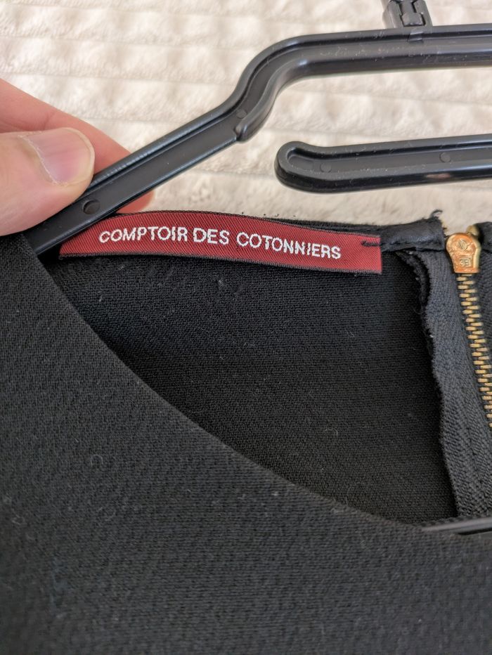 lot 2 pièces : robe noire comptoir des cotonniers et gilet long zara - photo numéro 3