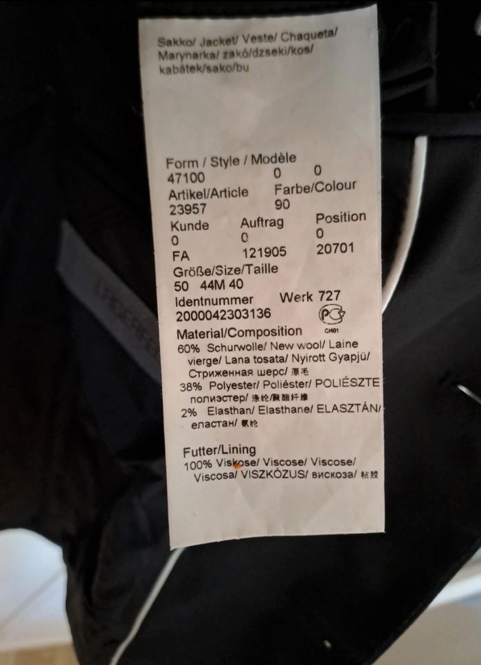 Veste noire Lagerfeld taille 40, très bon état - photo numéro 7
