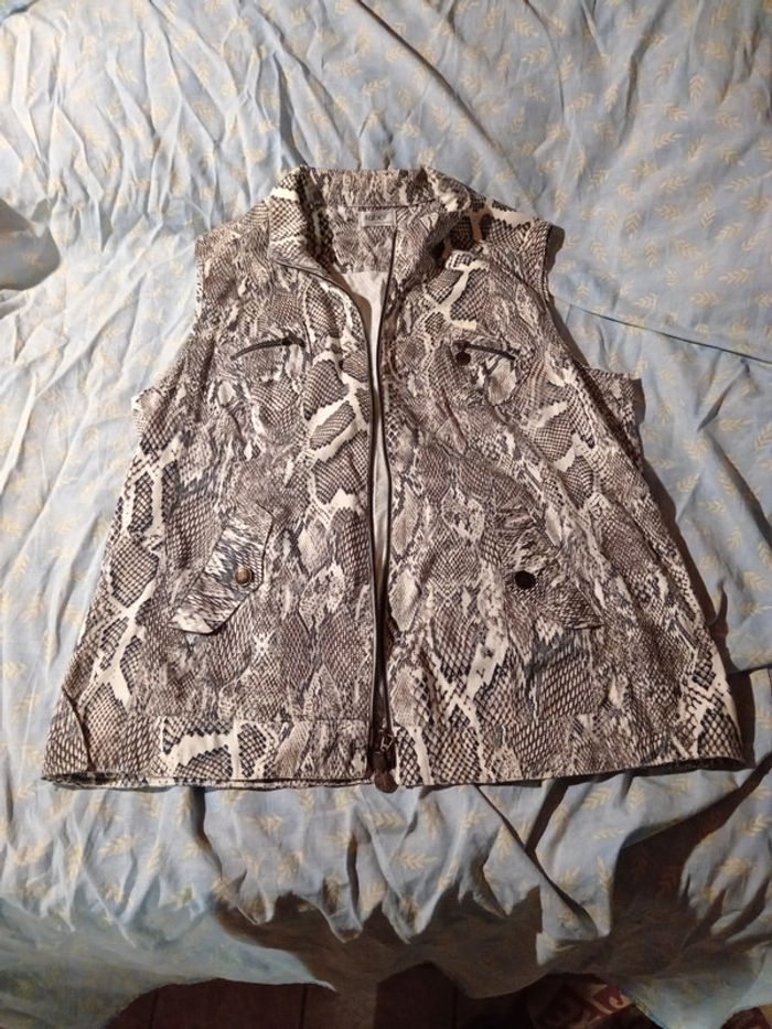 Veste sans manche - photo numéro 2