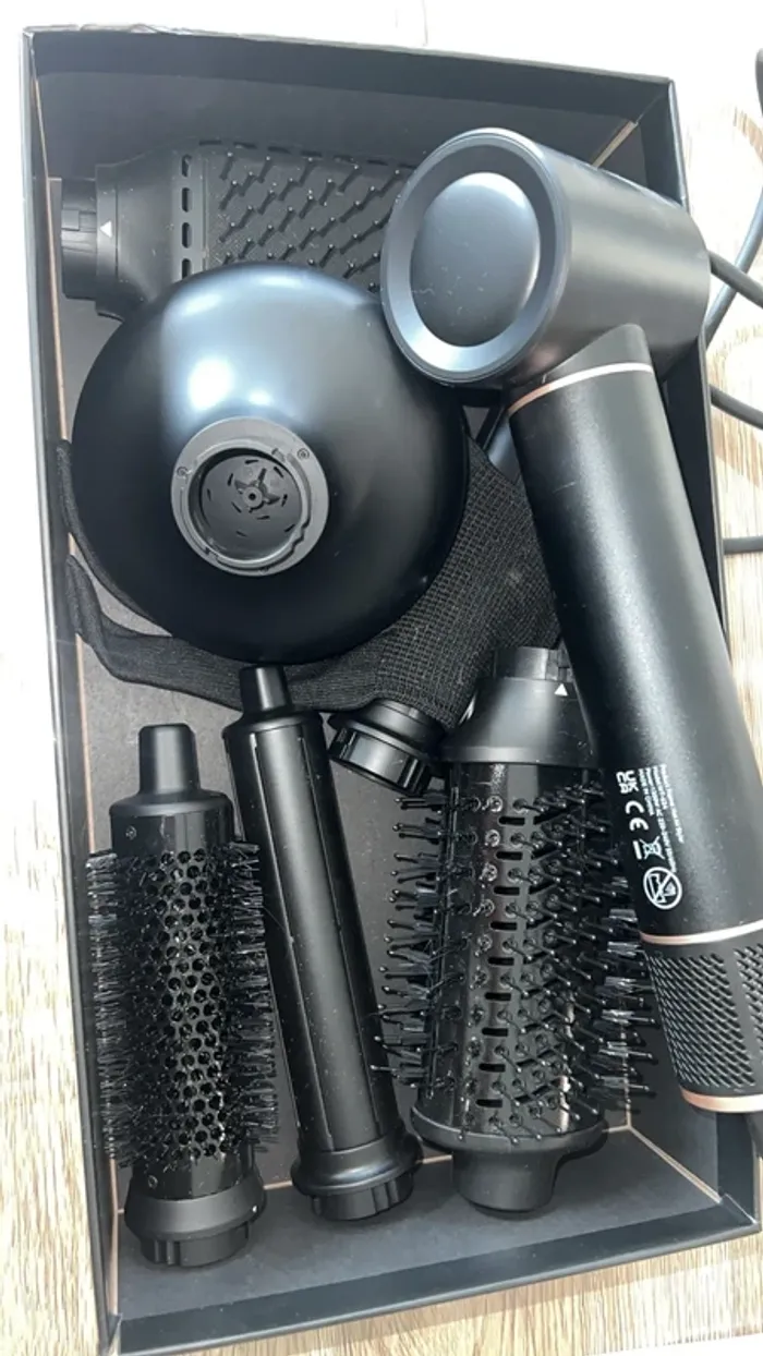 Brosse soufflante dup dyson - photo numéro 2