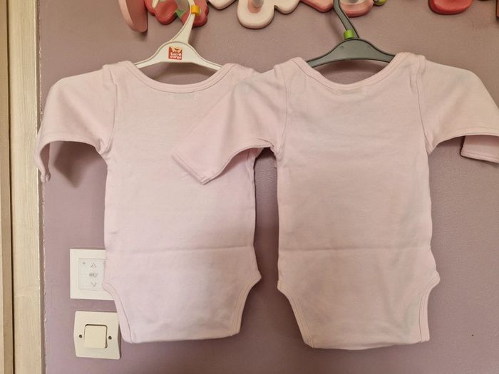 Lot de 2 bodies - photo numéro 3