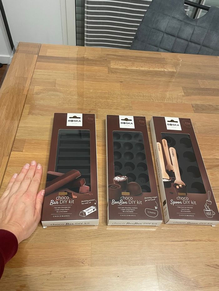 Lot moules en silicone neuf pour chocolat - photo numéro 8