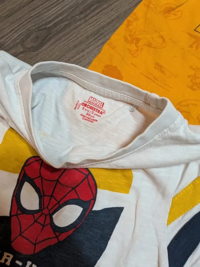 Lot 4 t-shirts manches courtes dinosaures 3 ans Kiabi orchestra marvel spiderman - photo numéro 5
