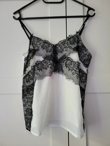Top noir et blanc