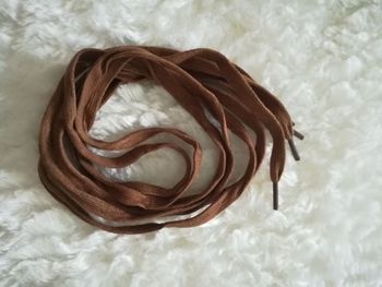 Lacets marrons 60 cm.