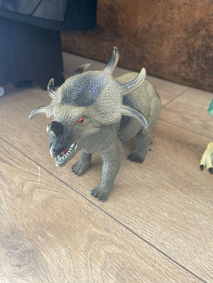 Lot 7 dinosaures 🦖 - photo numéro 7