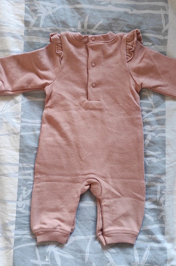 Pyjama bébé fille 1 mois neuf - photo numéro 3