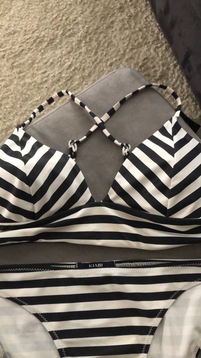 Maillot de bain kiabi 18 ans taille m - photo numéro 2