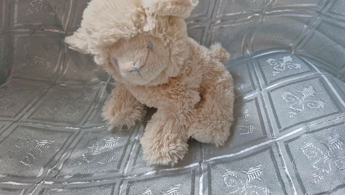 Mouton beige pediatril - photo numéro 3