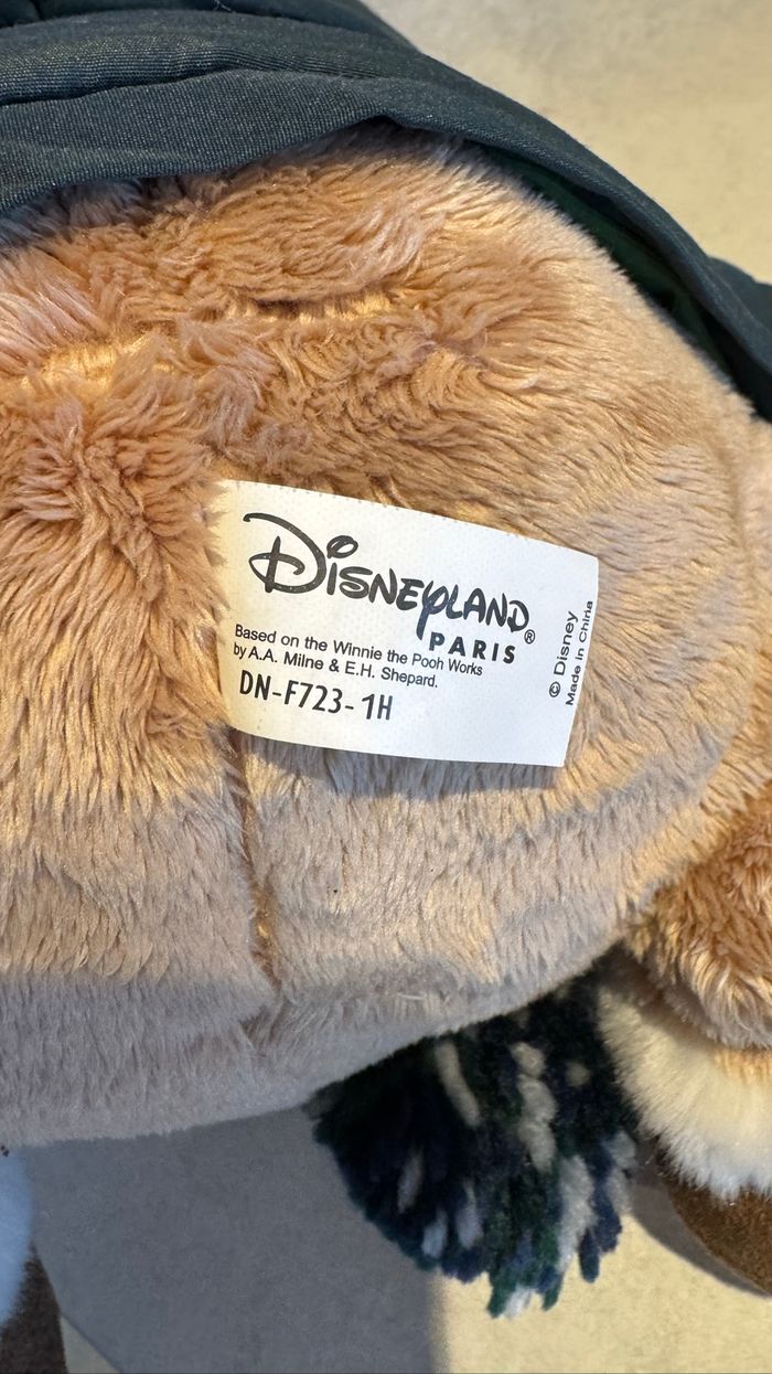 Grande Peluche Disney Winnie l’ourson hiver - photo numéro 6
