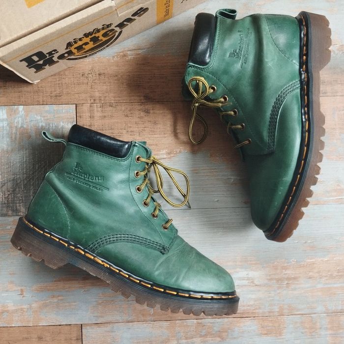 Rare Dr. Martens made in england vintage boots cuir bon état unisexe - taille UK 7.5 / EU 41.5 - photo numéro 2