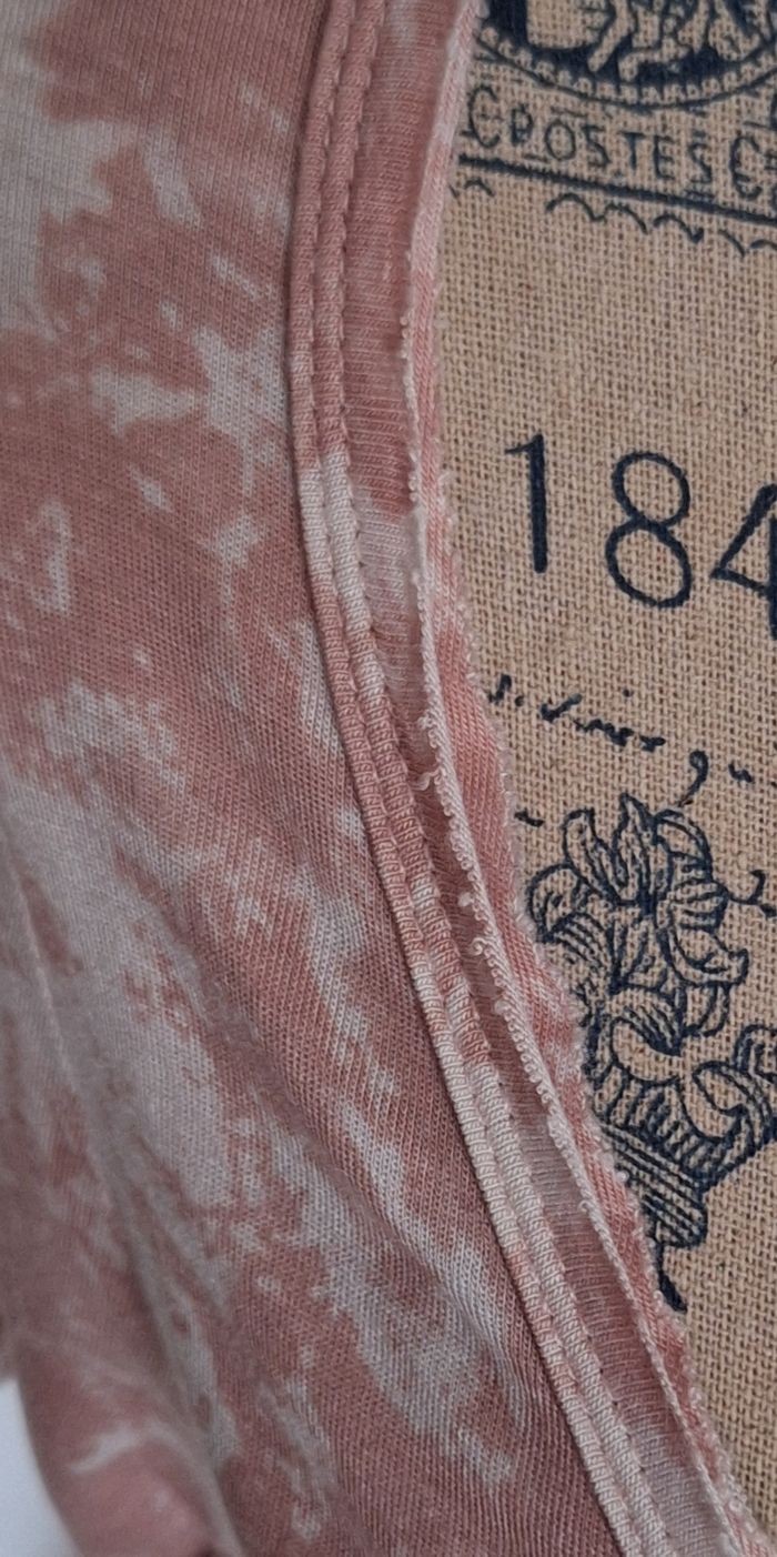 Tee-shirt fluide original rose et blanc tout lacé devant - photo numéro 4