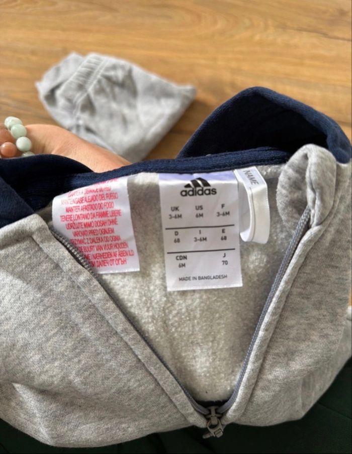 Veste et pantalon Adidas bébé 6 mois - photo numéro 7