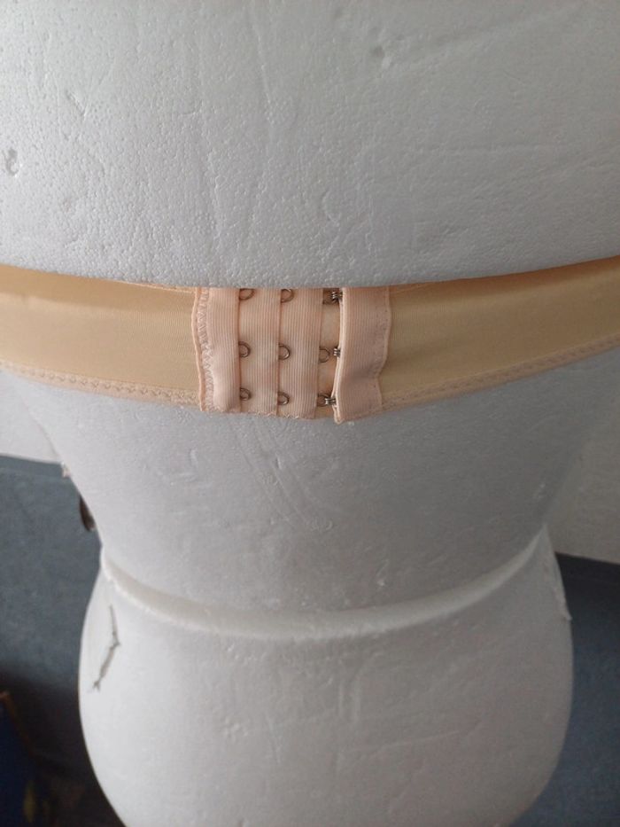 Soutien gorge - photo numéro 2