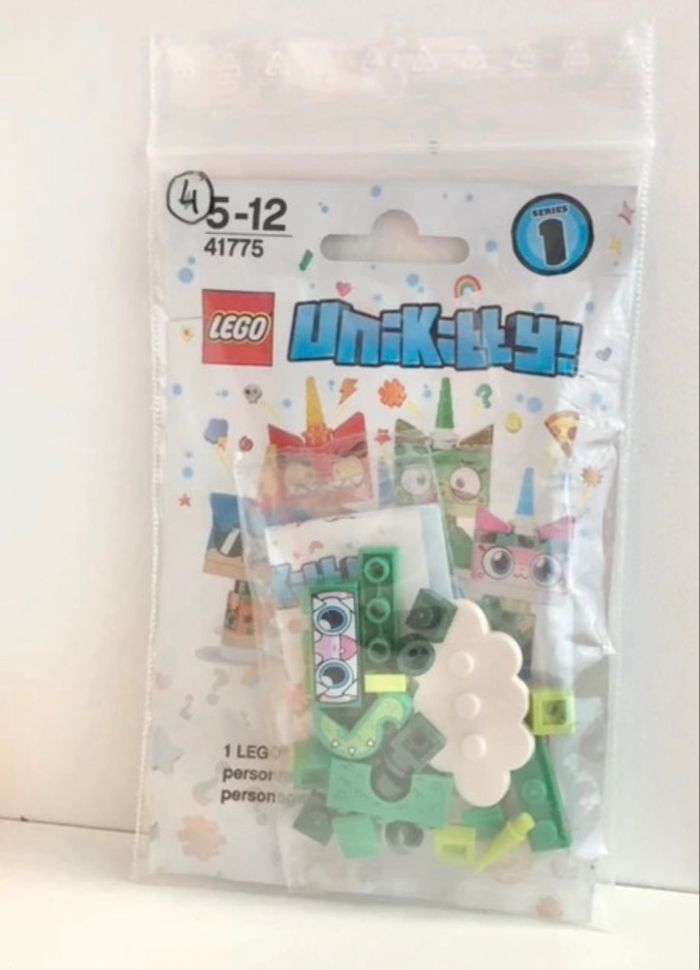 Lego Série 1 Unikitty (Réf. 41775) - Licorne nº4 Dinosaure - photo numéro 4