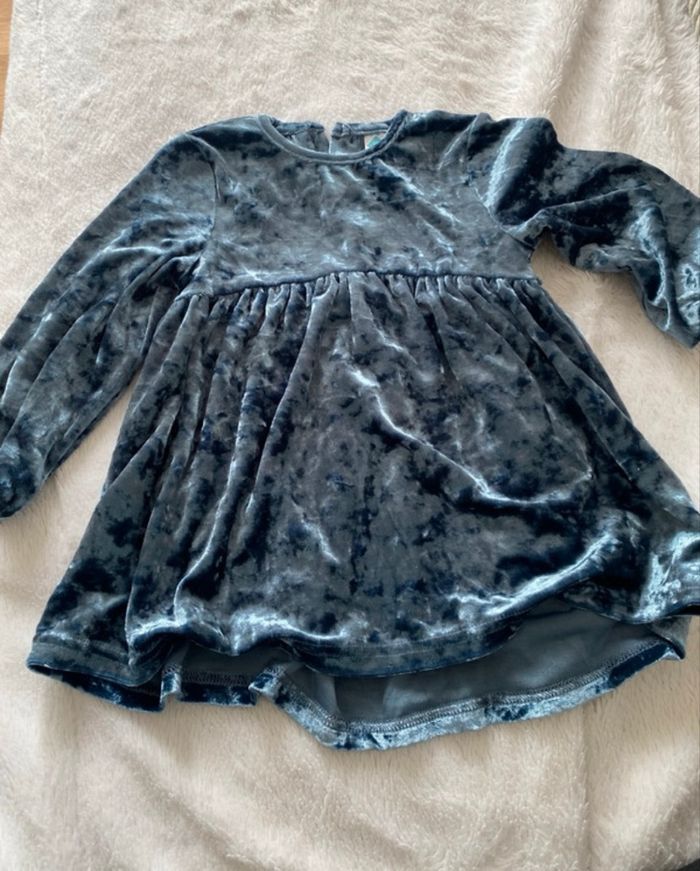 2 robes 12 mois