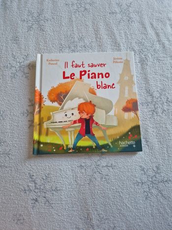 Livre mcdo il faut sauver le piano blanc