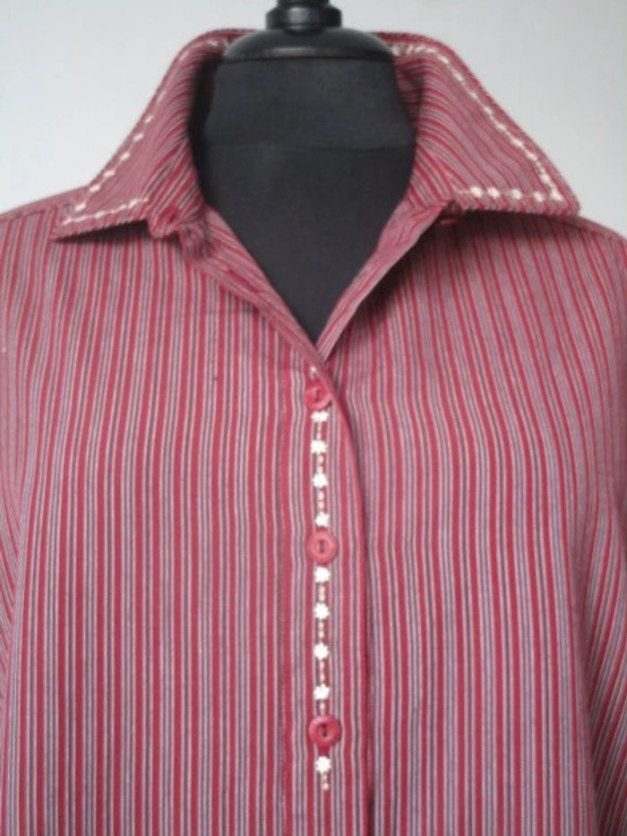Chemise vintage rayée rouge/bordeaux 44 TBE - photo numéro 3