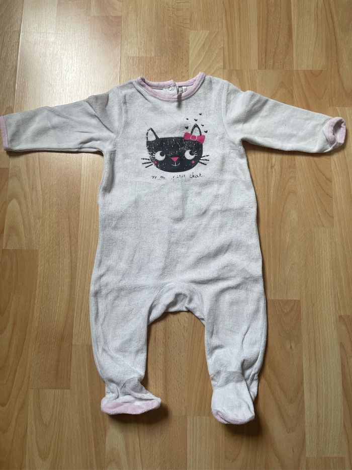 Lot 2 pyjamas 1 pièce - photo numéro 2