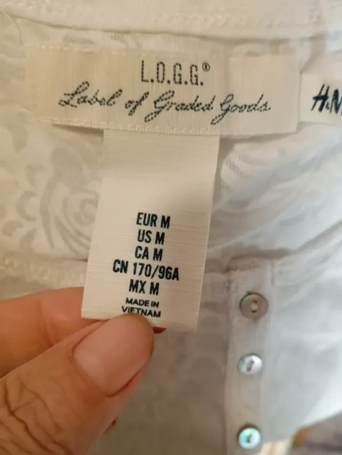 T-shirt H&M L.O.G.G. blanc motif taille M - photo numéro 6