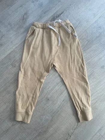 Très joli jogging garçon 36 mois