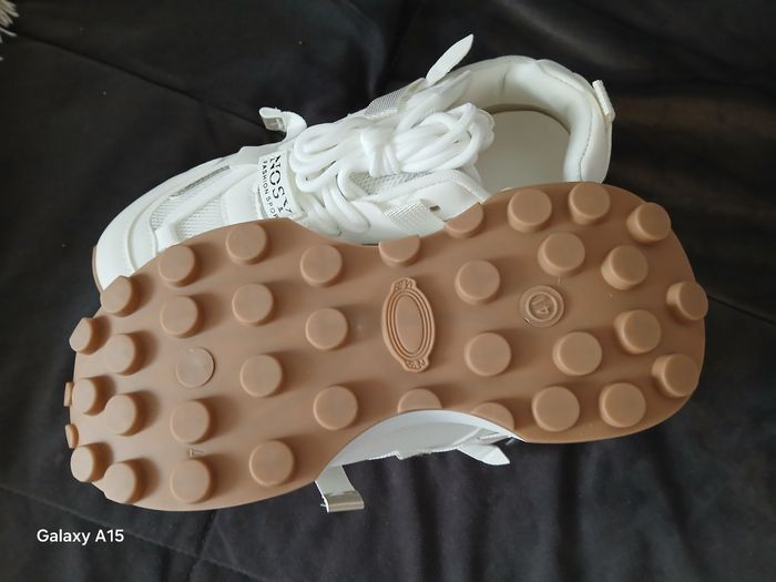 Baskets neuves - photo numéro 3