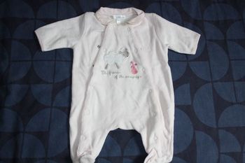 Dors-bien rose pale motif mouton et lapin en éponge en 1 mois de Kitchoun