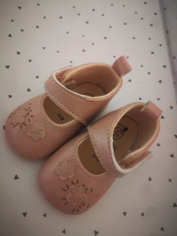 Lot chaussure 0/3mois