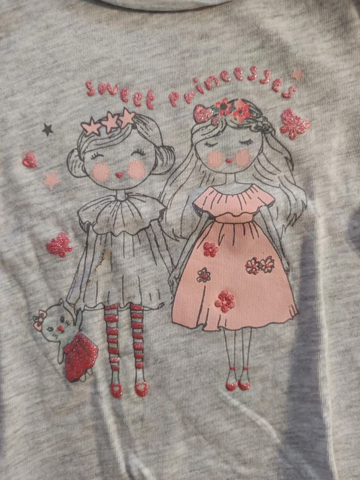 T-shirt "sweet princesses" 6 mois - photo numéro 2