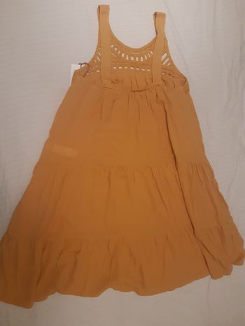 Robe légère jaune