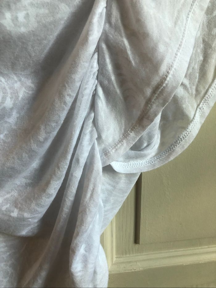 Teeshirt blanc - photo numéro 4