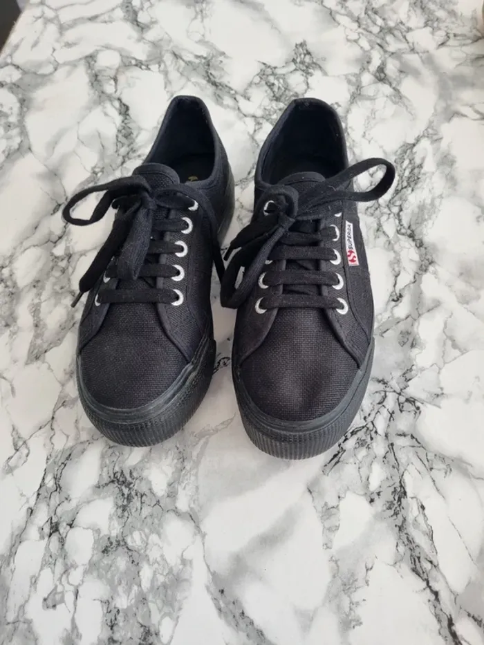 Basket Superga a plate-forme noir - photo numéro 10